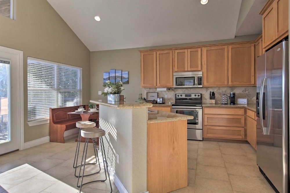 House with Outdoor Oasis Less Than 3 Miles from Canyon Lake! Main image